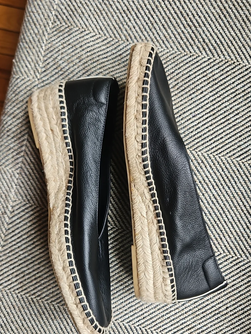 EUC EVERLANE The Espadrille Black Leather/Jute Whipstitch & Wedge Sz 7